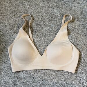 Splendid Seamless Bra Beige Size Medium Wireless